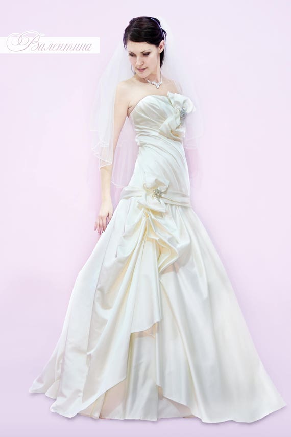 Vintage Wedding Dress Open Back Ivory Satin Dress Mermaid Etsy