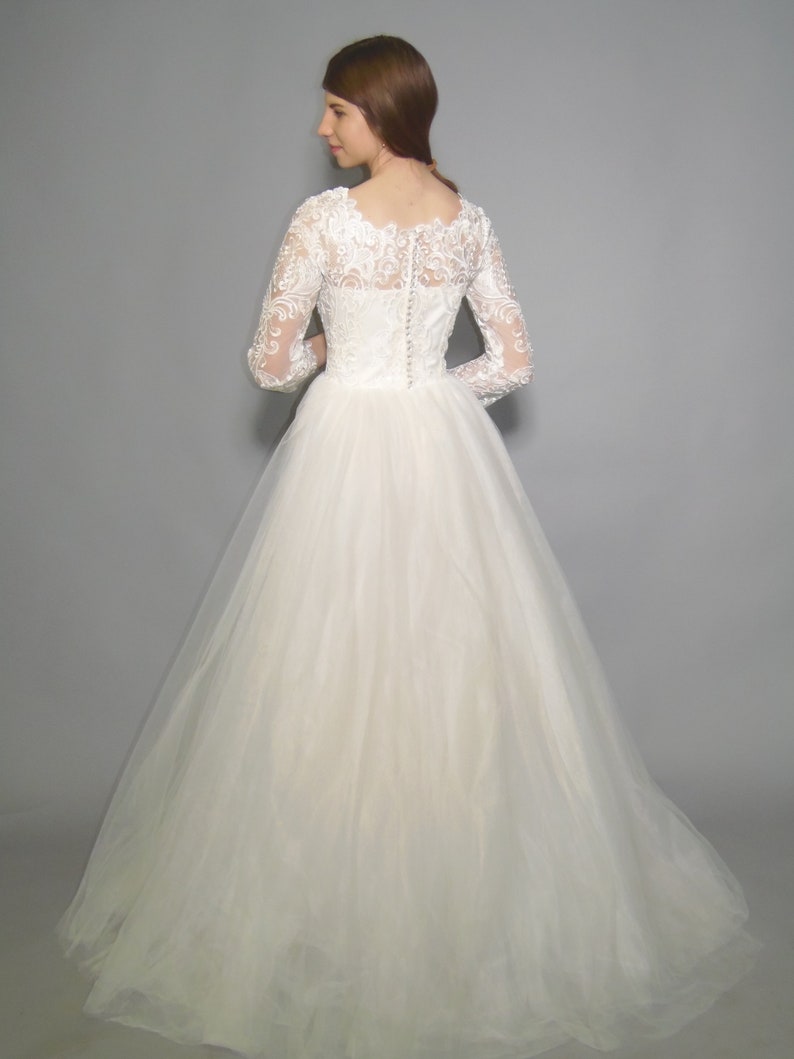 white tulle dress plus size