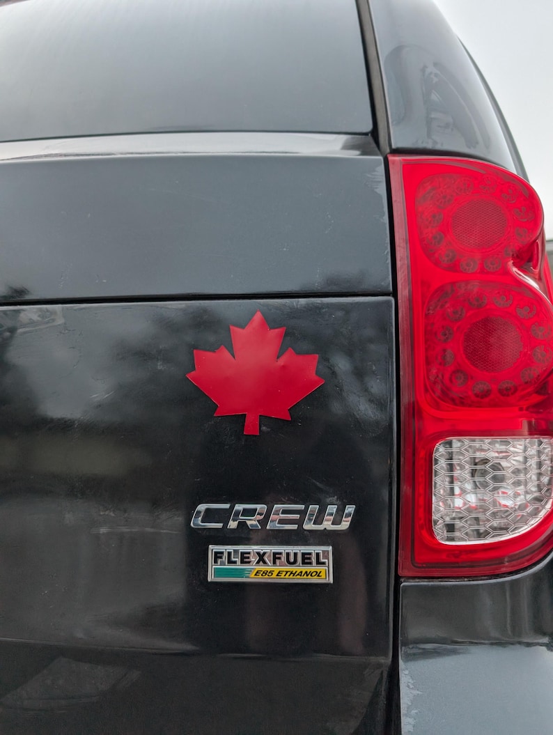 Red Maple Leaf Car Magnet: Weatherproof Canada Auto Decal - Etsy