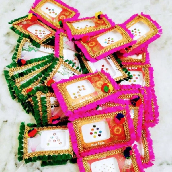 Bindi Favors|Shaadi favors|Sangeet Favor|Mehendi Favors|Bridesmaid Favors|Indian Favors|Pooja Favors|Bindi|Indian Wedding Favor|Mehndi Favor