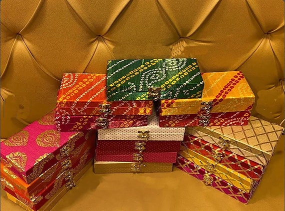 Buy Wedding Favor, Cash Box, Valentine Gift, Wedding Gift, Diwali Gift,  Valentine Gift, Indian Gift, Indian Bridesmaid Box, Return Gift Online in  India - Etsy