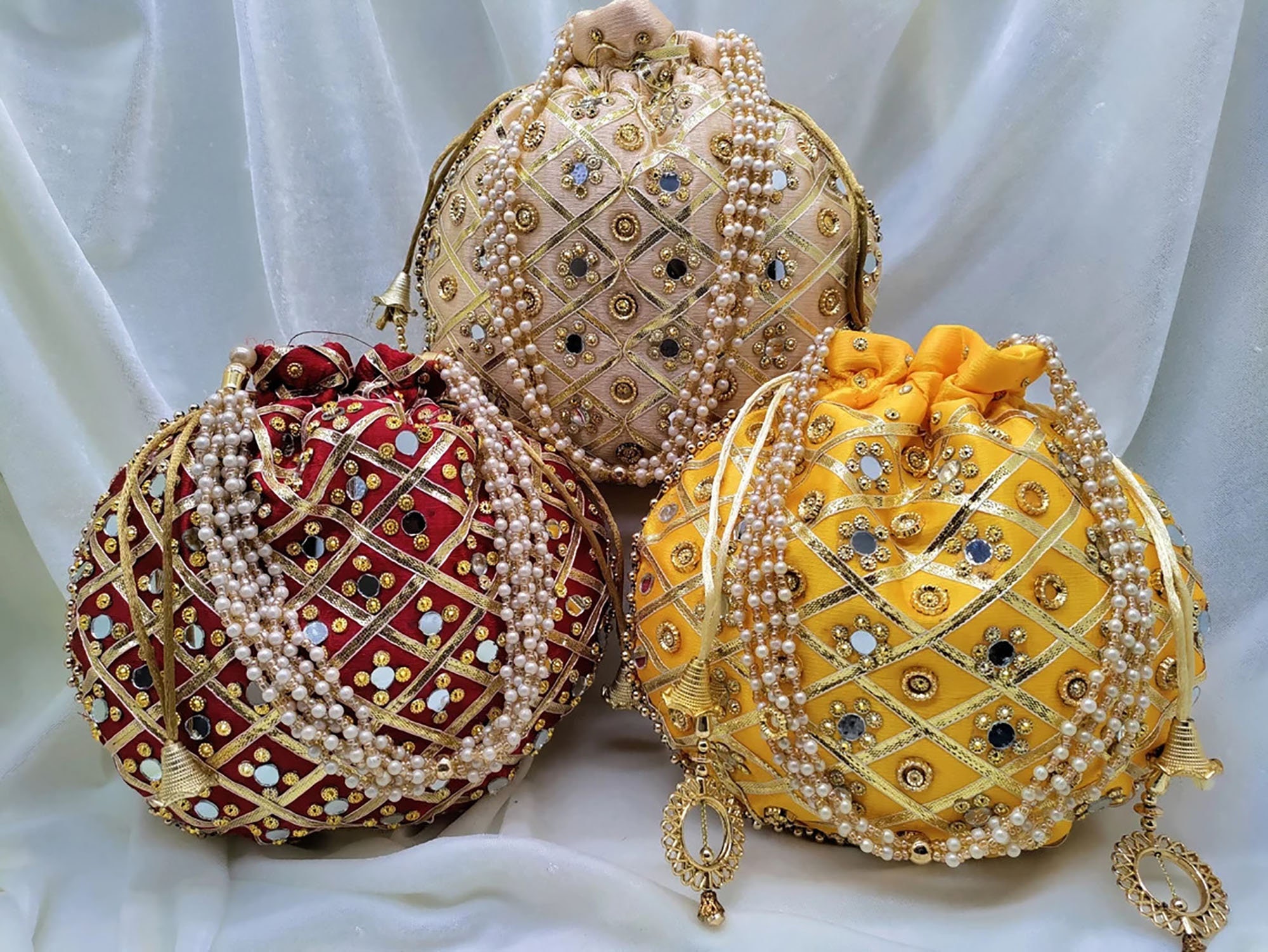 LAMANSH® (Size - 9*9 inch) Pack Of 100 Indian Handmade Women's Embroid –  Lamansh