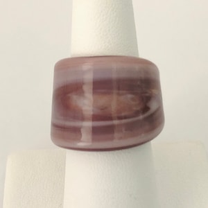 Purple & White Retro Swirl Glass Cocktail Rings Vintage Lilac Fun Festival Costume Jewelry Lavender Fused Glass Art Gifts For Her - Size 6