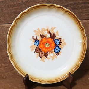 Set of 5 Mikasa 7 3/4&quot; Salad Plates Floral Manor House Orange & Blue Flowers Mid Century Country Kitchen Stoneware Boho Decor Dinnerware