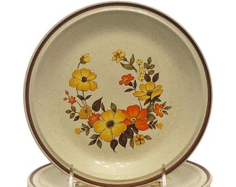 MCM 7 3/4&quot; Salad Plates Orange Yellow Flowers Casual Elegance Hearthside Stoneware Fun Pop of Color Dessert Plates Floral Design - Set of 6