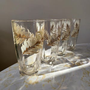 Vintage MCM Federbecher: White & Gold Plume Barware, 4er Set