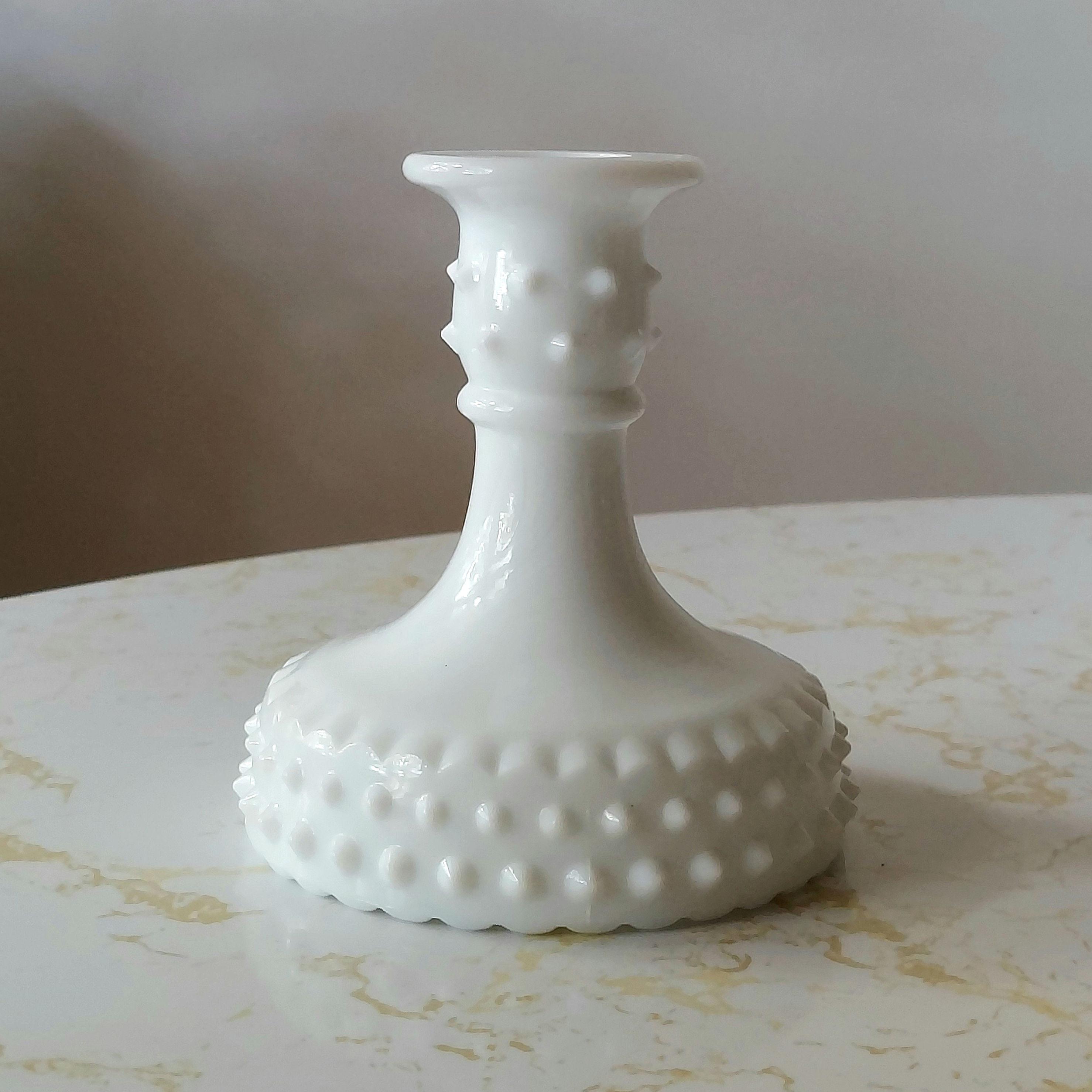 ヴィンテージ フェントン ミルクガラス ホワイト ホブネイル テーパー