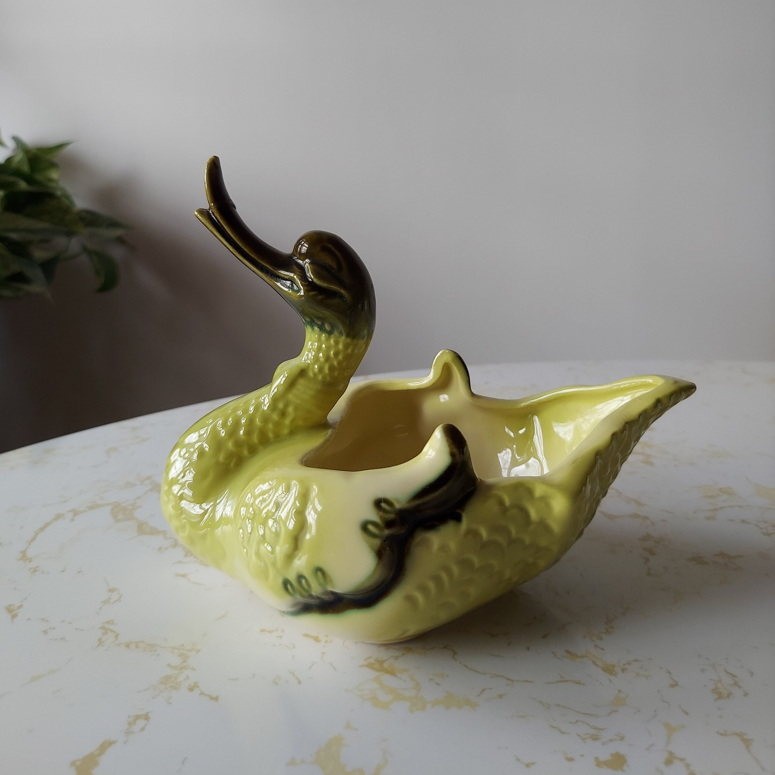 Jardinière vintage 80 cm en céramique verte chartreuse, coque des États-Unis, poterie et canard