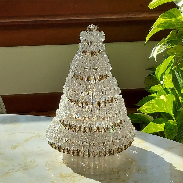 Sapin de Noël blanc transparent orné de perles avec épingles à nourrice artisanal vintage