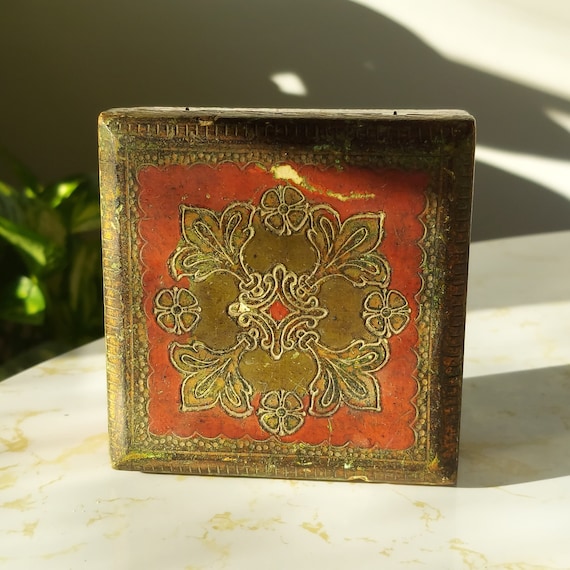 Vintage Red Gilt Italian Florentine Wood Trinket … - image 1