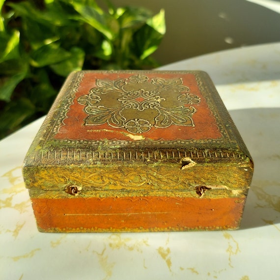 Vintage Red Gilt Italian Florentine Wood Trinket … - image 7