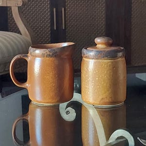 vintage 1977 McCoy Canyon Mesa, ensemble de sucrier et crémier en poterie rustique Mesa #1414