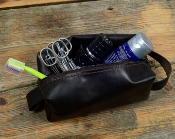 Personalized Leather Dopp Kit , Men's Toiletry Bag , Custom Leather Shaving Bag , Leather Wash Bag for Men