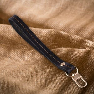 Correa de cuero de repuesto para bolsos y carteras, accesorio en color negro, correa de muñeca a presión, varias opciones de color