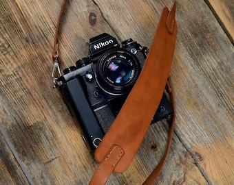 Personalized Handmade Leather Camera Strap in Tan,Customized Camera Band in Cowhide Leather,Valentines Gift for Him