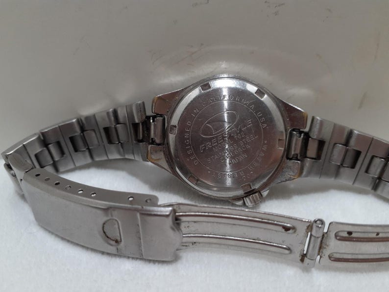 Freestyle Shark Ladies Diving Wristwatch Rotating Bezel Bild 5