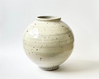 Handmade Korean Dumbung Buncheong Moon Jar