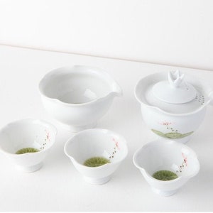 Handmade Korean Baekja White Porcelain Tea Set with Lotus Leaf Shape, Shiboridashi Teapot, Gong Fu Cha, Tea Ceremony