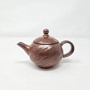 Handgjord koreansk vedeldad Shino-glasyrtekanna - Artisan Gong Fu Cha (130 ml)