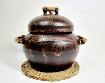 Handmade Korean Onggi Jar - 4 L (1 Gal) / 9 L (2.3 Gal) Crock for Aging Fermentation Pickling Kimchi, Gochujang, Makgeoli, Rice, and Tea