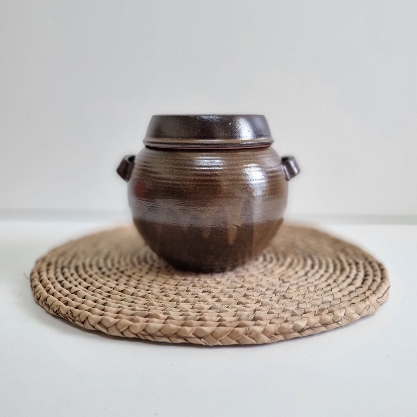 Korean Clay Pottery with Lid, Onggi Hangari 옹기 항아리 – eKitchenary