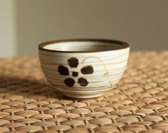 Handmade Korean Chulhwa (Iron Painting) Buncheong Flower Teacup/Sake Cup, Gong Fu Tea