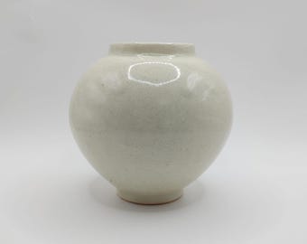 Handmade Wood-Fired Korean Dumbung Buncheong Moon Jar