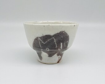 Handmade Charcoal Fired Korean Chulhwa Iron Painting Baekja White Porcelain Tea Cup