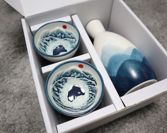 Handmade Hand-Painted Korean Chunghwa Baekja White Porcelain Sake Set - Mount Baekdu, Bottle & Cups, Soju, Makkoli