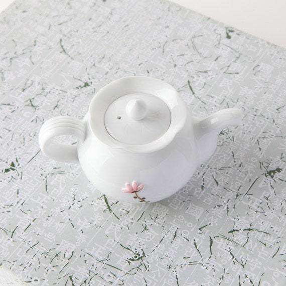 White Porcelain Gong Fu Teapot