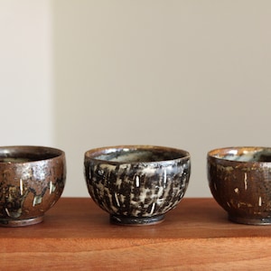 Handmade Charcoal-fired Korean Gwiyal (Hakeme) Buncheong Tea Cups, Small, Gong Fu Tea, Tea Ceremony