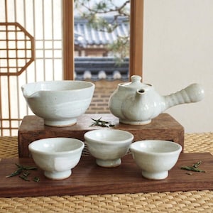 Servizio da tè coreano in ceramica smaltata al feldspato, fatto a mano, per 3 persone, con confezione regalo, teiera Kyusu, tè Gong Fu, cerimonia del tè