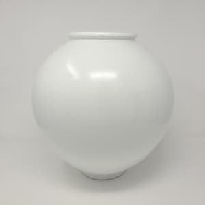 Handmade Korean Baekja Moon Jar | Matte White Porcelain Pottery by Master Yi Soon Goo | Authentic Dal Hangari Home Decor