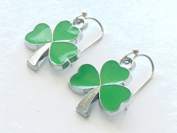 St Patricks Day /"Welcome/" Top Hat Green Shamrock Clover Glitter Sign 6/"x23/" NWT
