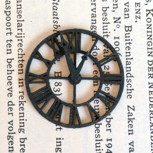 1:24 Clock dollhouse miniature kit