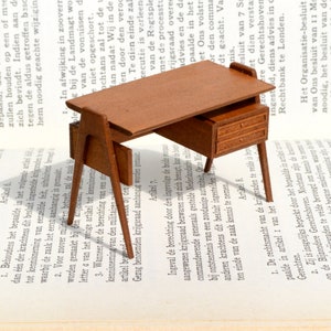 1950s Desk - dollhouse miniature kit 1:24