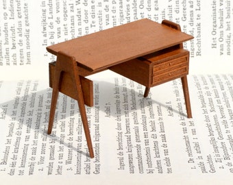 Kit miniature de maison de poupée de bureau des années 50 1:24