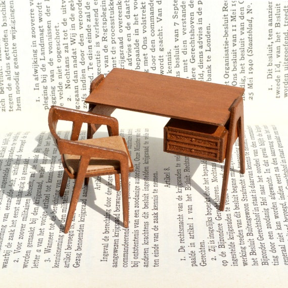 1950年代の椅子 - ドールハウスミニチュアキット 1:24 - Etsy 日本