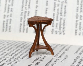 Art Nouveau Stool - dollshouse miniature 1:24 kit