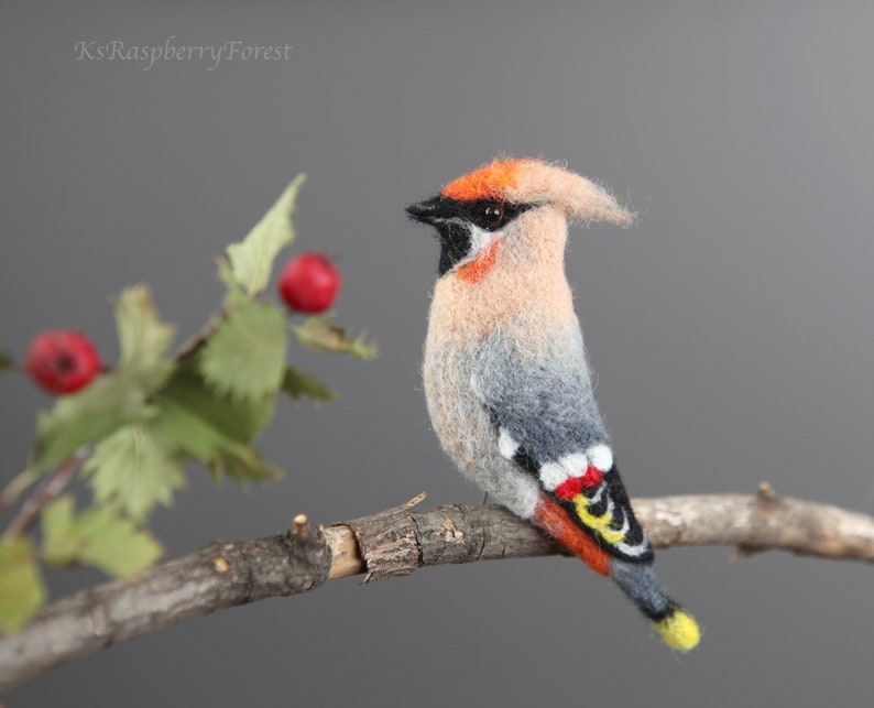 Felted Bohemian waxwing brooch Bohemian waxwing  Needle image 0