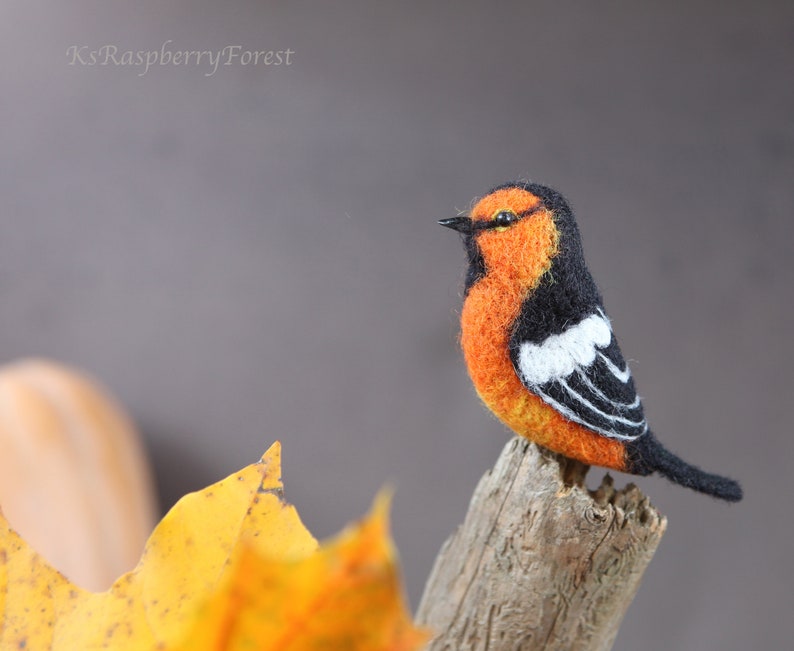 Bullock's  Oriole Needle felted Bird Brooch  Icterus image 0