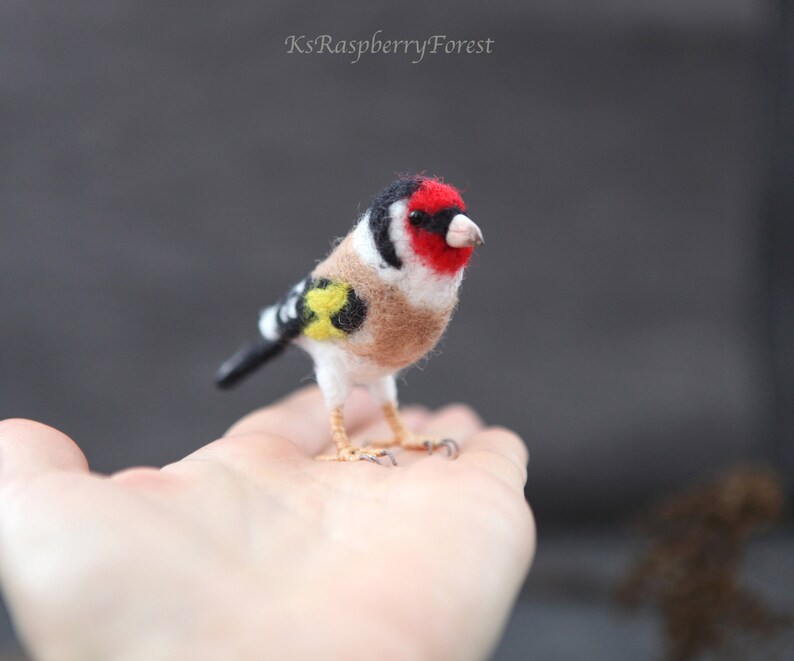 Felted European goldfinch bird  Needle felted Bird Carduelis bird 6 cm