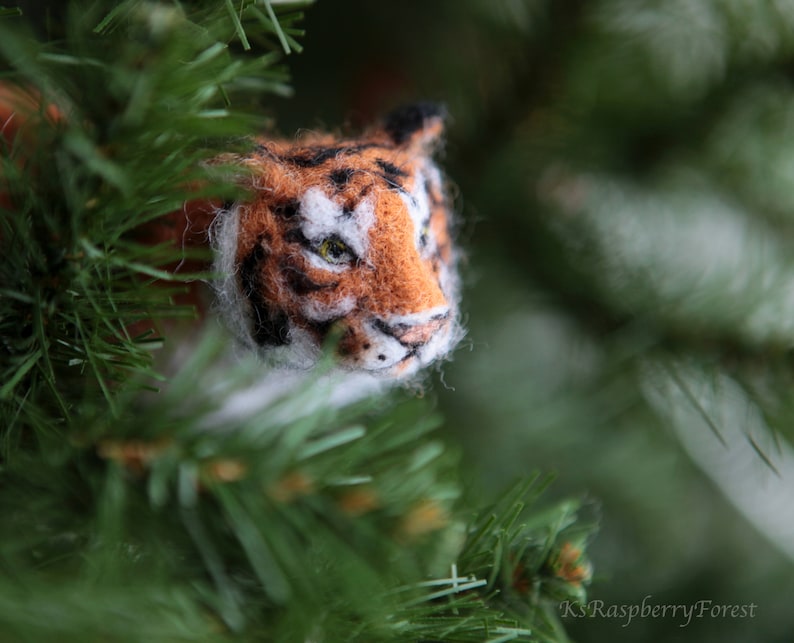Felted tiger Handmade Tiger Soft sculpture Needle felted tiger Amur tiger,Wool sculpture