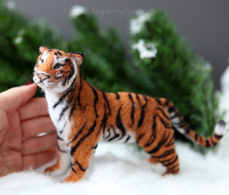 Felted tiger Handmade Tiger Soft sculpture Needle felted tiger Amur tiger,Wool sculpture