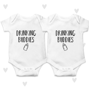Drinking Buddies Baby Grow Set Presentes para bebês gêmeos personalizados e engraçados
