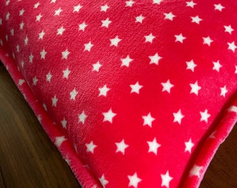 Super Soft Cerise with White Star Duvet Cover. Awesome soft dog bed cover, suitable for small to large dogs. Matching blanket available