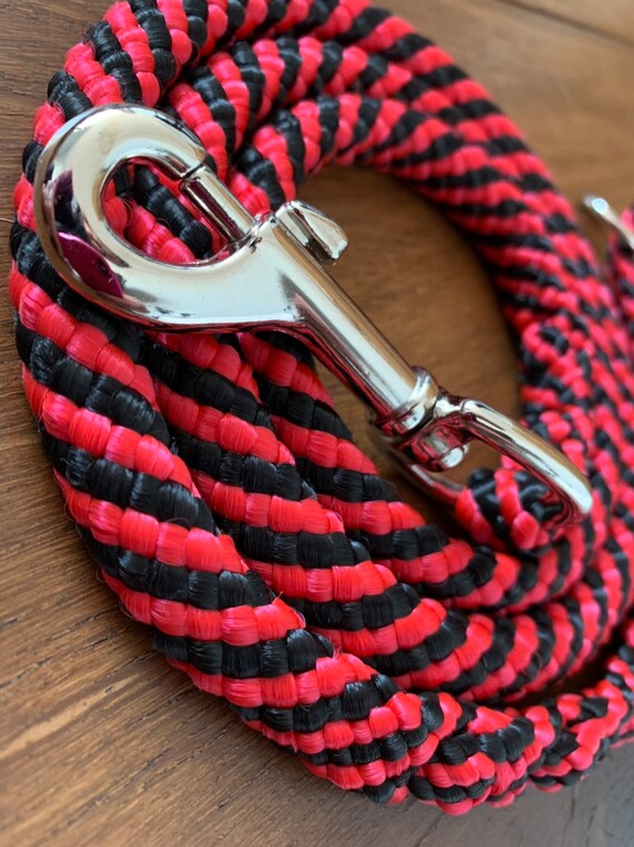 red rope dog lead