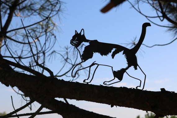 Animates top cat tree