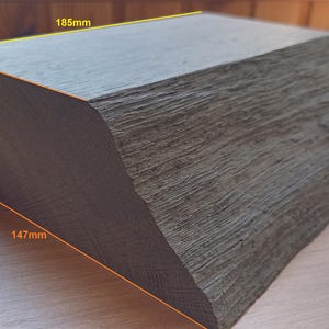 The edge of bog oak. 2840 years. 899g/31.71oz