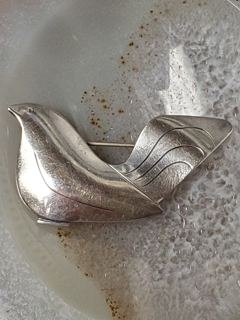 Denmark VW Fammik Signed Sterling Silver Mid Century Modern Modernist Wearable Art Abstract Peaceful Bird Dove Vintage Brooch Pin